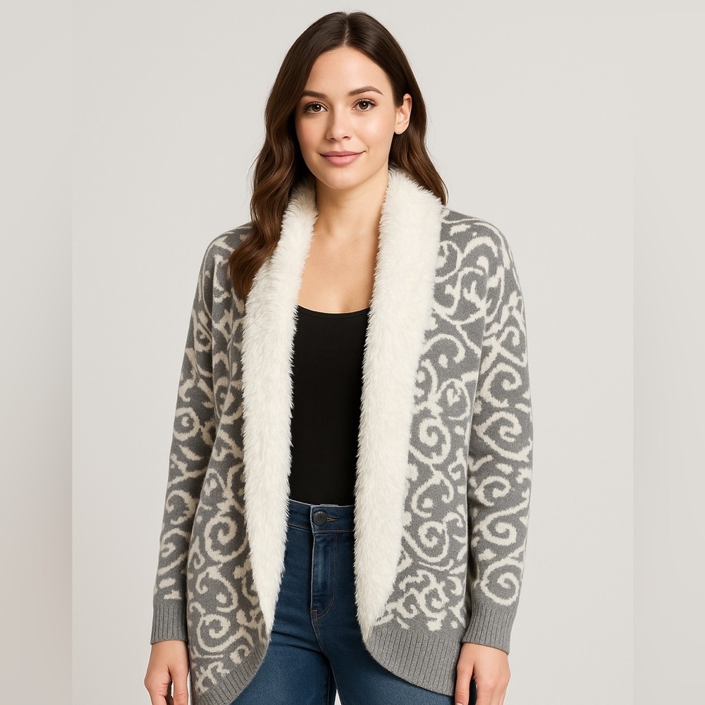 Love At First Find Cardigan XL Faux Fur Trim‎ Gray White